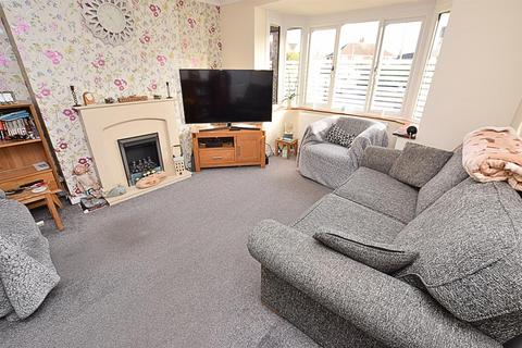 15 Landeck Avenue, Grimsby, DN34 4PR