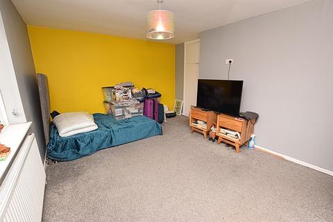 15 Landeck Avenue, Grimsby, DN34 4PR
