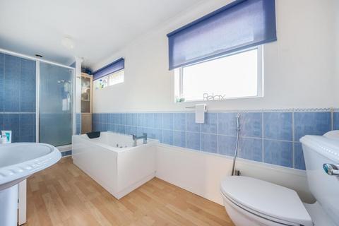 28 Clivedale Road, Woodley, Reading, RG5 3RD