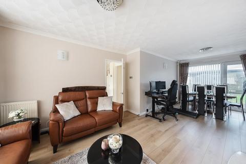 28 Clivedale Road, Woodley, Reading, RG5 3RD