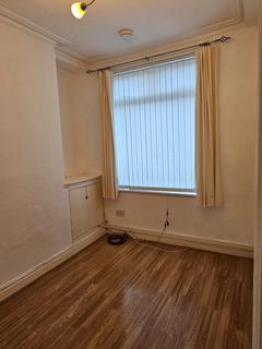 2 bedroom house to rent, Kedleston Street, Liverpool, L8