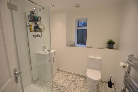 6 Priory Gate, Shefford, SG17 5TX
