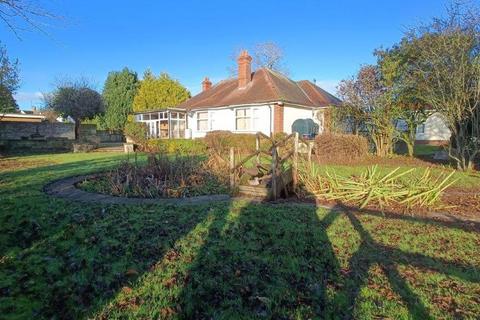 4 bedroom detached bungalow to rent, Louth Road, Wragby LN8