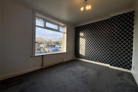 3 bedroom semi-detached house to rent, Newark Road, Rochdale OL12