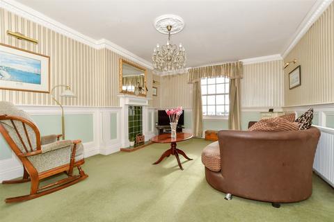 2 bedroom apartment for sale, Harbour Parade, Ramsgate, Kent