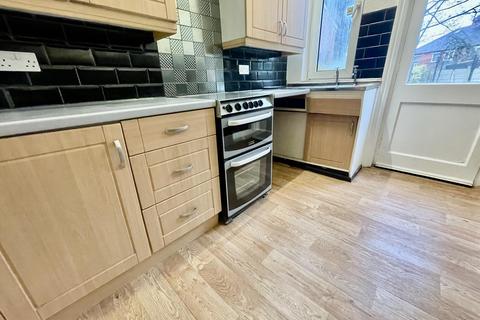 4 bedroom house to rent, Skeffington Road, Preston PR1