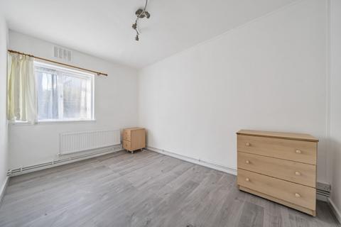 2 bedroom apartment to rent, Denmark Road, London SE5