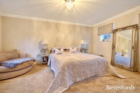 3 Hare Bridge Crescent, Ingatestone, CM4 9DR