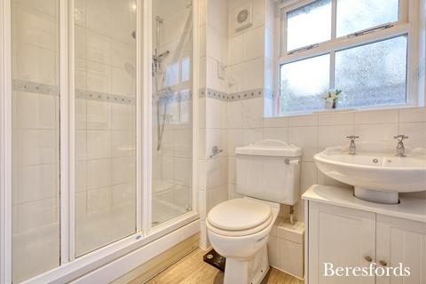3 Hare Bridge Crescent, Ingatestone, CM4 9DR
