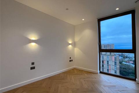 3 bedroom apartment to rent, Oberman Road, London, NW10