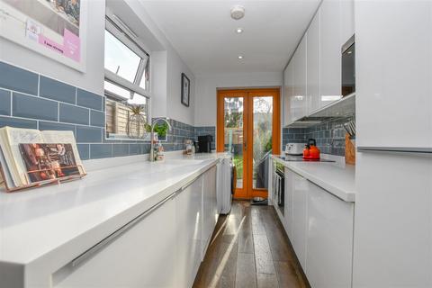 3 bedroom end of terrace house for sale, Seaton Road, London Colney, St. Albans, AL2