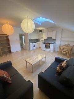 2 bedroom flat to rent, Mare Street, London E8