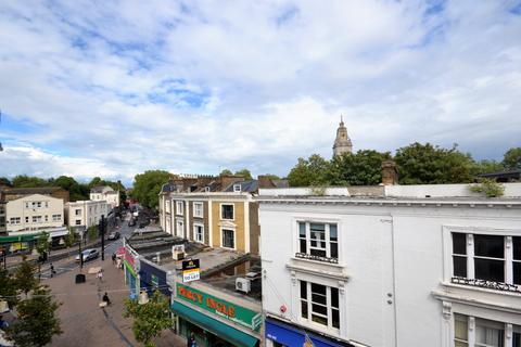 2 bedroom flat to rent, Mare Street, London E8