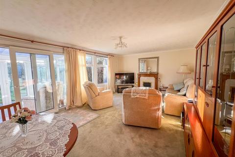 3 bedroom bungalow for sale, Carrick Close, Berwick-Upon-Tweed