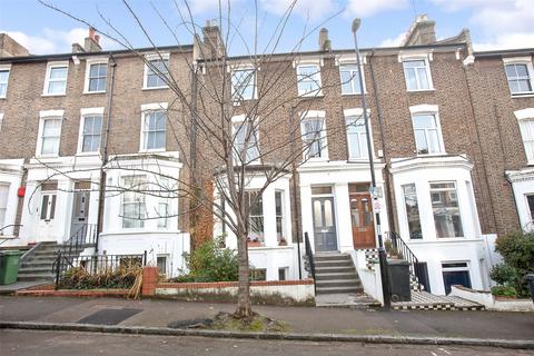 2 bedroom flat for sale, Limes Grove, Lewisham, London, SE13