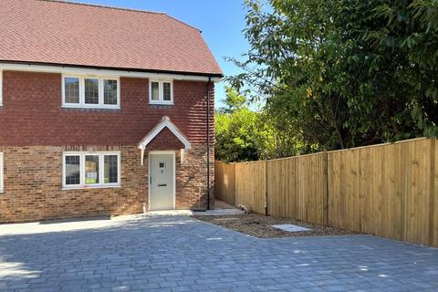 3 bedroom semi-detached house for sale, Mutton Hall Hill, Heathfield, East Sussex, TN21