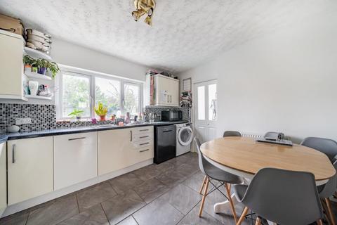 5 bedroom end of terrace house for sale, Wallis Avenue,  Hereford,  HR2