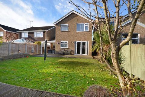 4 bedroom detached house for sale, Catlow Close, Raunds