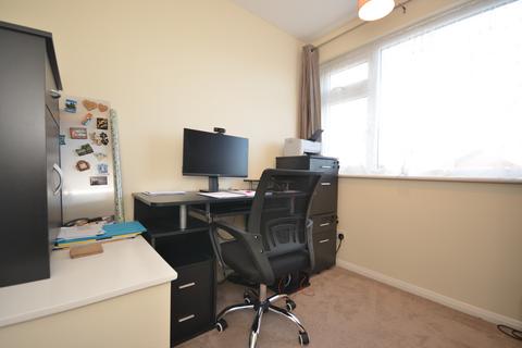6 Catlow Close, Raunds, Wellingborough, NN9 6SA