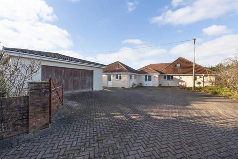 5 bedroom detached bungalow for sale, Trowbridge  - Sole Agent