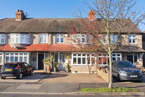 3 bedroom terraced house for sale, Henley Avenue, Cheam, SM3