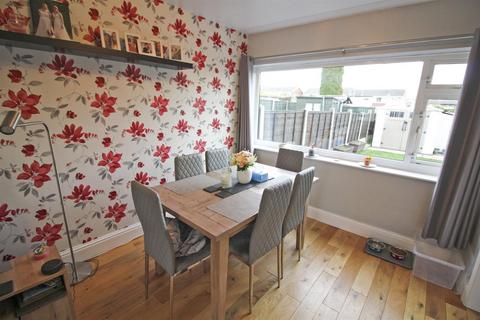 3 bedroom terraced house for sale, Pickard Court, Leeds LS15