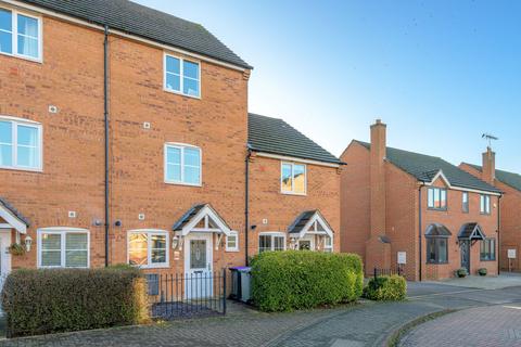 3 bedroom terraced house for sale, Kedleston Road, Grantham NG31