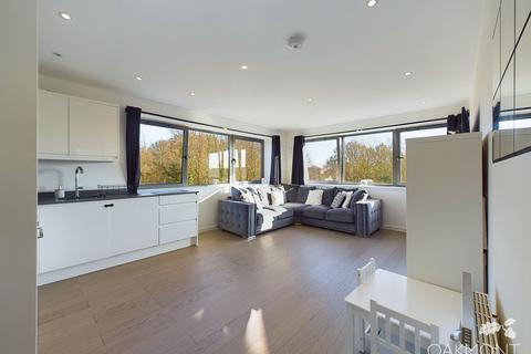 2 bedroom apartment for sale, Regent House, Brentwood