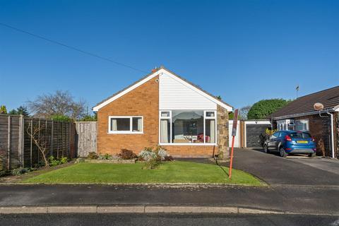 2 bedroom detached bungalow for sale, Mollington Crescent, Shirley