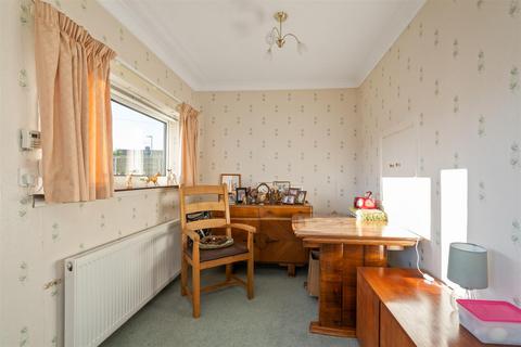 2 bedroom detached bungalow for sale, Mollington Crescent, Shirley