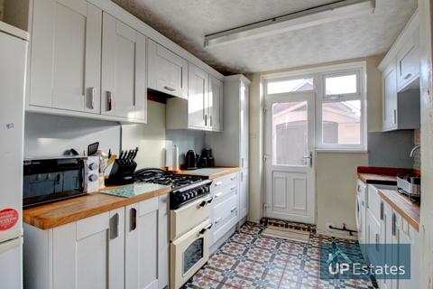 3 bedroom semi-detached house for sale, The Farmstead, Coventry