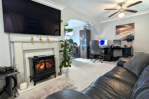 undefined, Alder Grove, Lytham