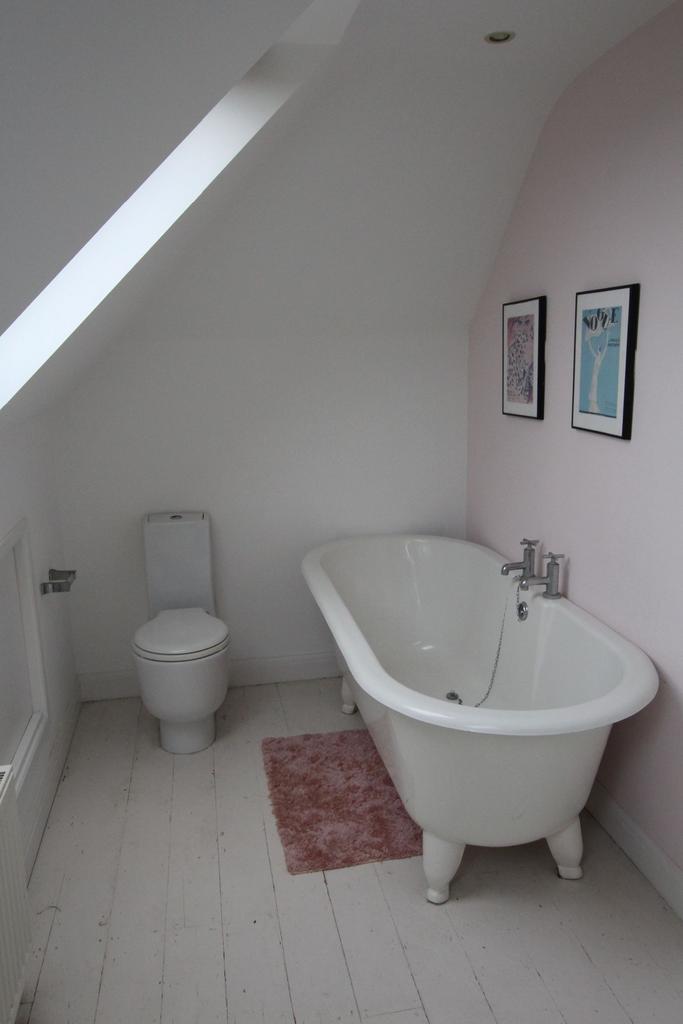 Ensuite Bathroom