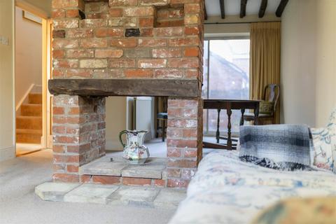 4 bedroom cottage for sale, Puddingmoor, Beccles NR34