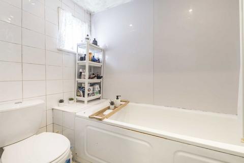 1 bedroom maisonette for sale, Boundary Road, London SW19