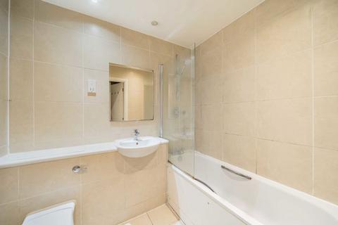 1 bedroom flat to rent, Upper Tooting Road, London SW17