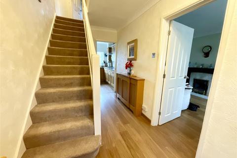 4 bedroom detached house for sale, Hilltop, Llanelli