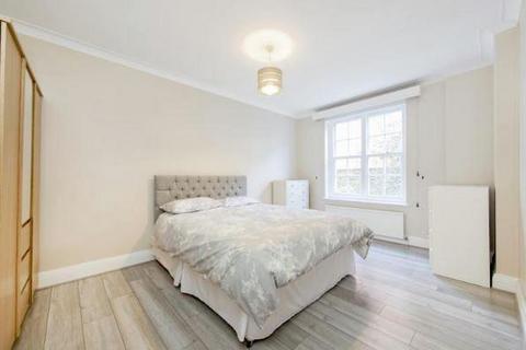 2 bedroom apartment to rent, Avenue Road, London NW8