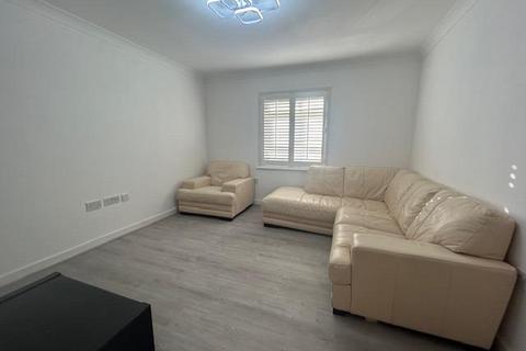 2 bedroom apartment to rent, Staines-Upon-Thames,  Surrey,  TW18