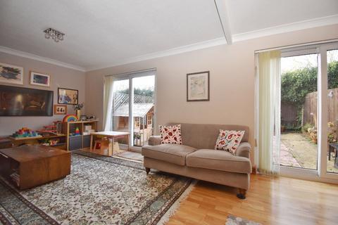 8 Tenby Close, Cambridge, CB1 9YG