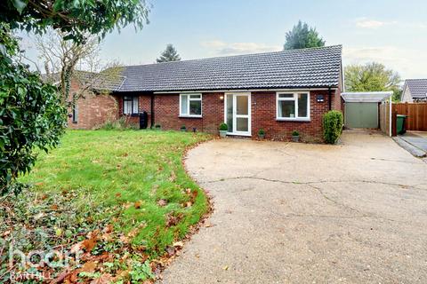 3 bedroom semi-detached bungalow for sale, Foxton Road, Barrington