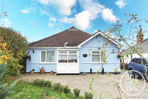 3 bedroom detached bungalow for sale, Gorleston Road, Oulton, NR32