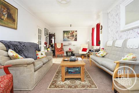 3 bedroom detached bungalow for sale, Gorleston Road, Oulton, NR32