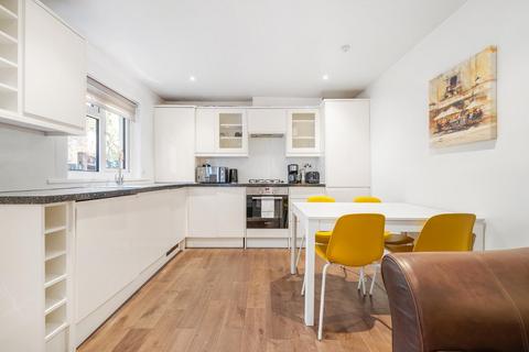 2 bedroom flat for sale, Concanon Road, SW2