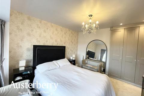 66 Applewood Crescent, Stoke-on-trent, ST3 6HQ