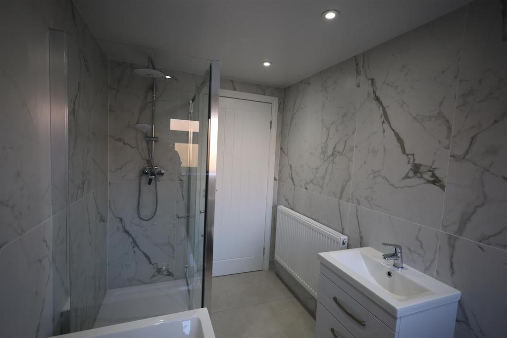 Ground Floor Bathroom
