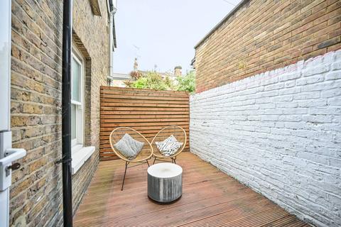 Flat 1, 11 Goldsmith Road, London, W3 6PX