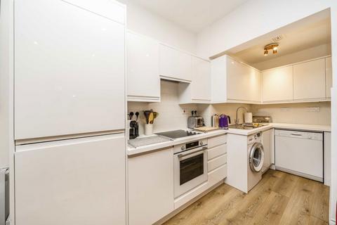 2 bedroom flat to rent, Draycott Place, London SW3