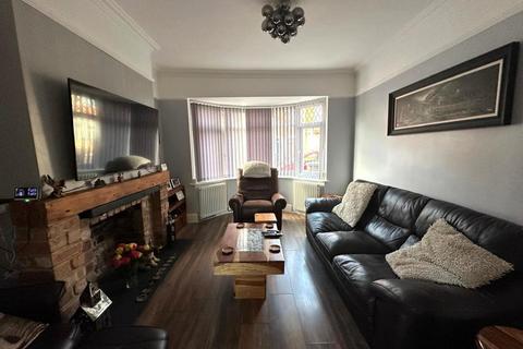 3 bedroom terraced house for sale, Drake Street, Gainsborough