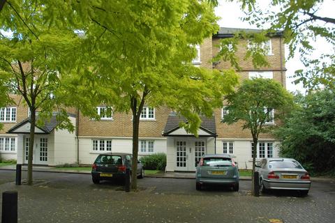 2 bedroom flat to rent, Selhurst Close, Wimbledon Park, London, SW19